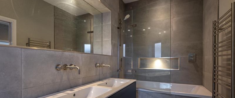 Bathroom 01